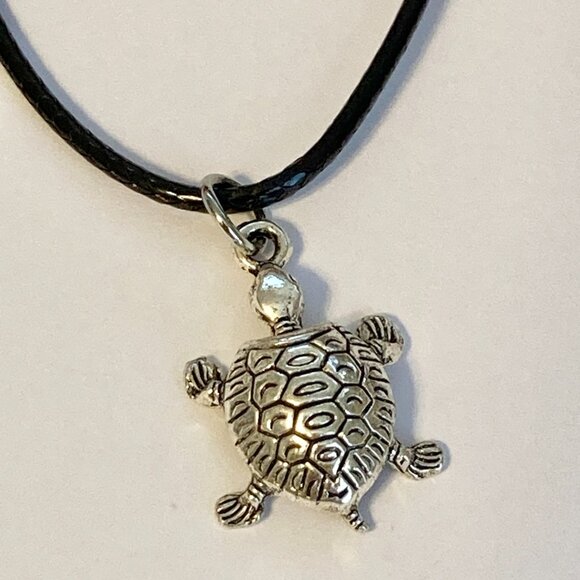 Sea Turtle Necklace Silver Tone Nautical Island Beach Black Cord 17-18" Surfer - Picture 3 of 6